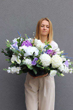 Yrenna, kompozycja nagrobna w naczyniu, dł.90cm