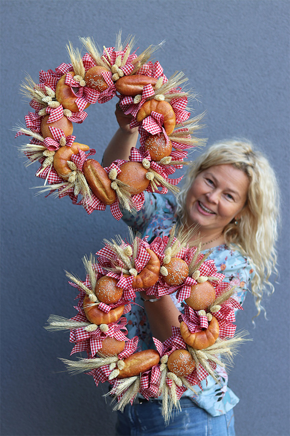 Pieczywo 2, wianek dekoracyjny do powieszenia