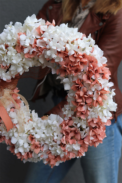 Hortensja Beige&White, romantyczny wianek na drzwi
