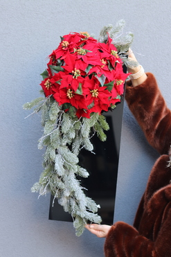 OD RĘKI New Design Red Christmas, dekoracja nagrobna na czarnej podstawie, wym.70x25cm