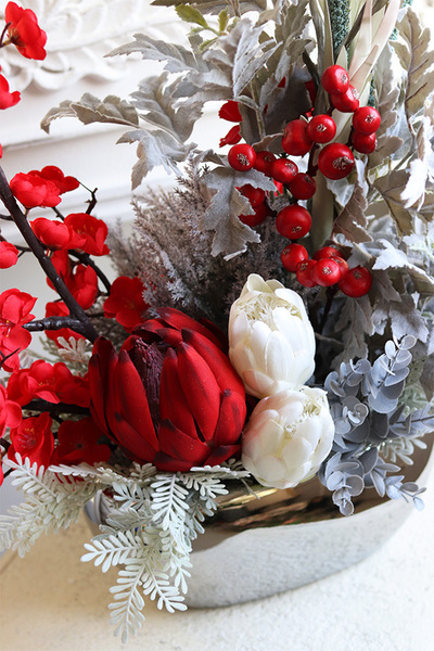 Berenika Red Glamour, kompozycja kwiatowa w naczyniu