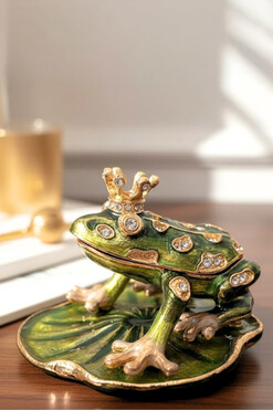 Charming, elegancka szkatułka metalowa, żaba, wym.6.5x6.7x4.5cm 