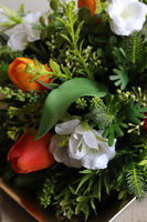 Eleni Tulips, stroik wielkanocny z tulipanami