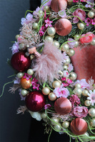 Sweet Winter, różowy bożonarodzeniowy wianek, śr.38cm