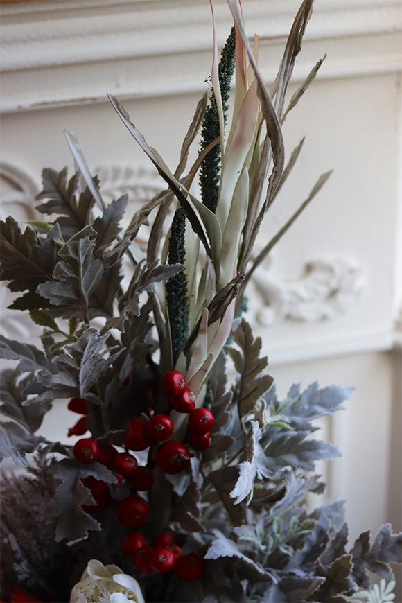 Berenika Red Glamour, kompozycja kwiatowa w naczyniu