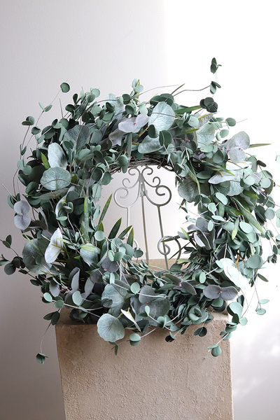 Eucalipto Grey, zielony wianek na drzwi