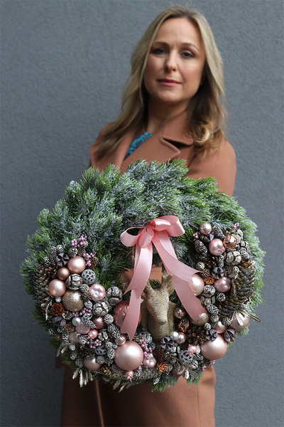 Pudrovy Czas, wianek świąteczny z reniferem