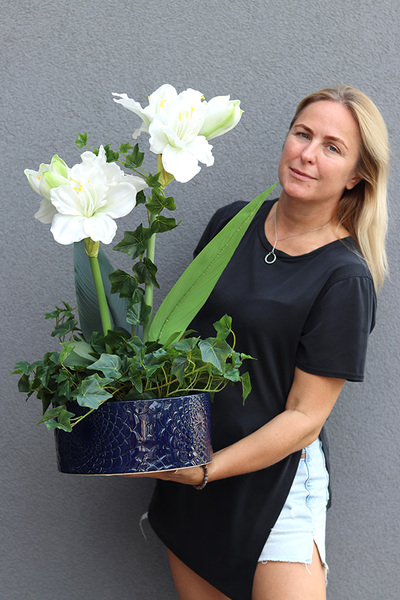 Amarylis Biel, wysokiej jakości sztuczna roślina w granatowej donicy, wys.70cm