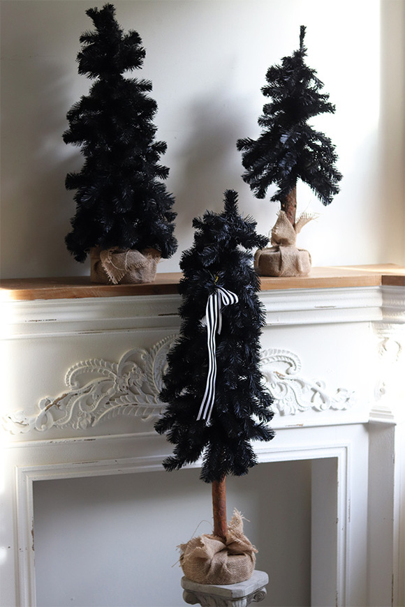 Black Winter dekoracyjna choinka sztuczna w jucie