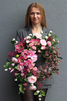 Arles, asymetryczny wianek na drzwi