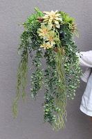 Green Delia, zielona kompozycja z sukulentami, wym.25x32cm