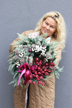 Beta Vee, wianek zimowy z miechunką, śr.35/45cm