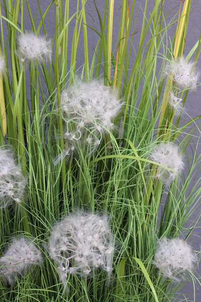 Fiberglass Marco 3, sztuczne trawy w białej donicy