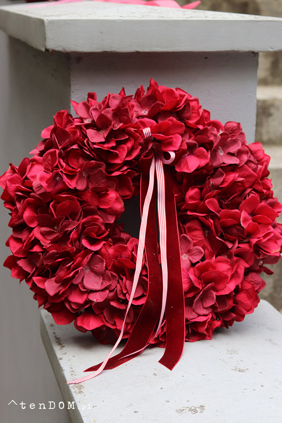 Hortensje Rose, wianek na drzwi z hortensji	