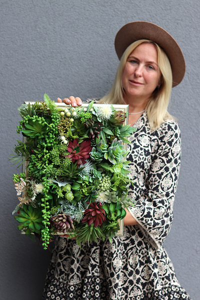 efektowna kwietna rama jednostronna, Sukulenty Revollito