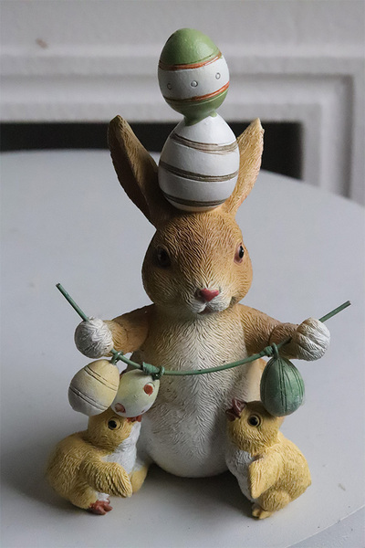 Bunny Cottage Vintage, figurka wielkanocna zajączek