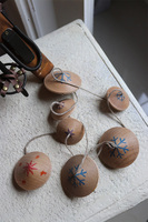 Modern Wood, drewniana zawieszka łańcuch, ze wzorem