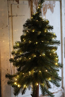 Zielona Panna LED 2, wysoka choinka sztuczna w jucie