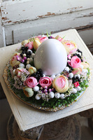 Bedra Easteria, wielkanocny stroik z porcelanowym jajem, śr.33cm