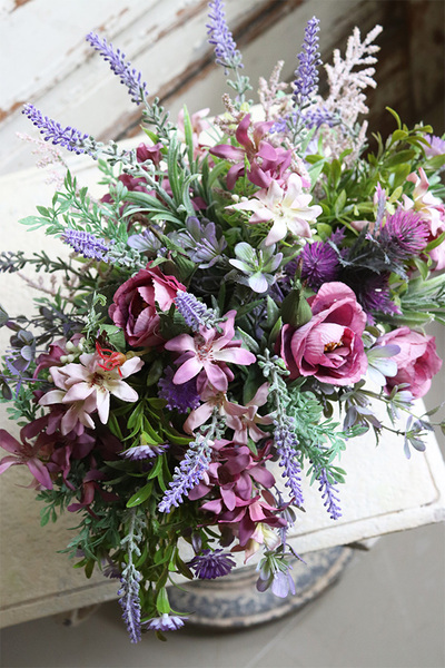 kompozycja kwiatowa z lawendą, Violettena, wym.30x40cm 