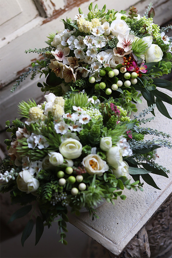 Medusa Sakramento, kompozycja w białym naczyniu, wym.25x37cm