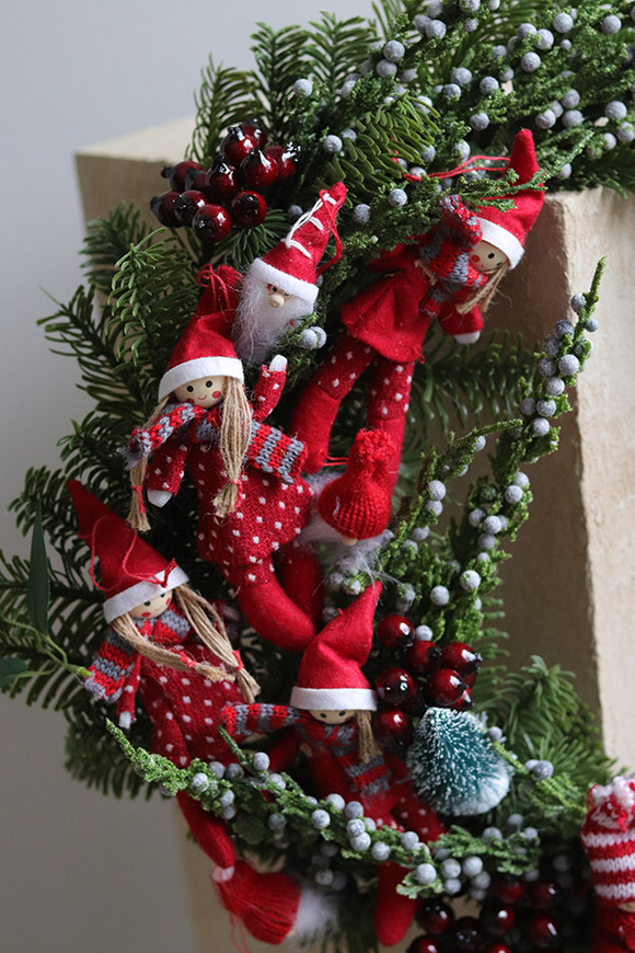 Skrzacia Gwiazdka, asymetryczny świąteczny wianek na drzwi