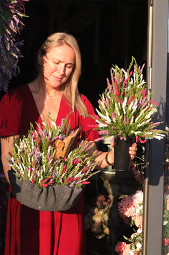 Wrzosy Volcan Angel, komplet dekoracji nagrobnych, kompozycja + bukiet