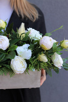 Luizjana Concrete, kompozycja kwiatowa