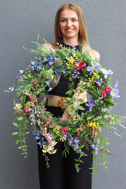 Letnie Promienie, barwny wianek z polnych kwiatów, śr.53cm  