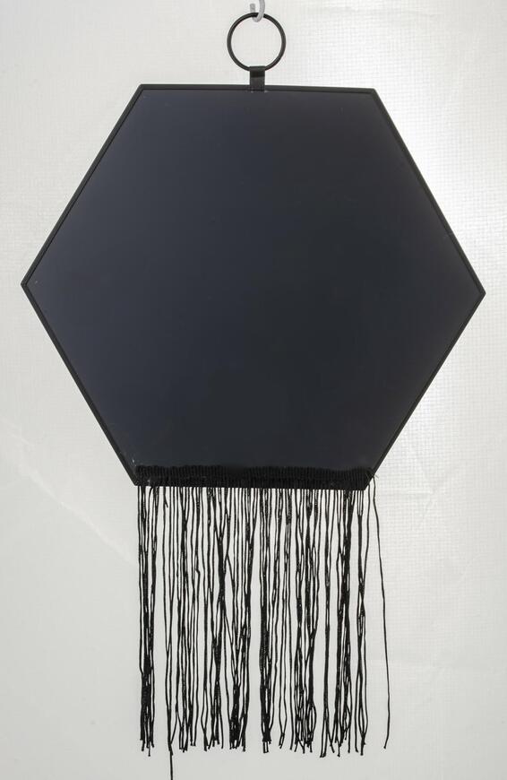 Hexagon A, lustro w czarnej ramie, wym.47x30cm