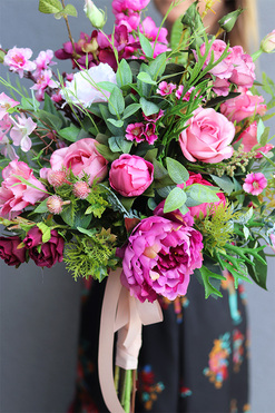 Hedrista, bukiet nagrobny w kolorze fuksji, wys.62cm