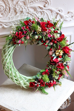 Kreolita, wiosenny wianek na drzwi, rozp.44cm