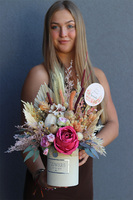 Pinkobella Orfitta 2, welurowy flowerbox z dedykacją, wys.49cm