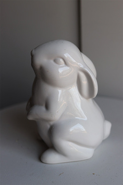 OD RĘKI Zajączek White, figurka wielkanocna, wys.16.5cm 