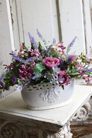 kompozycja kwiatowa z lawendą, Violettena, wym.30x40cm 