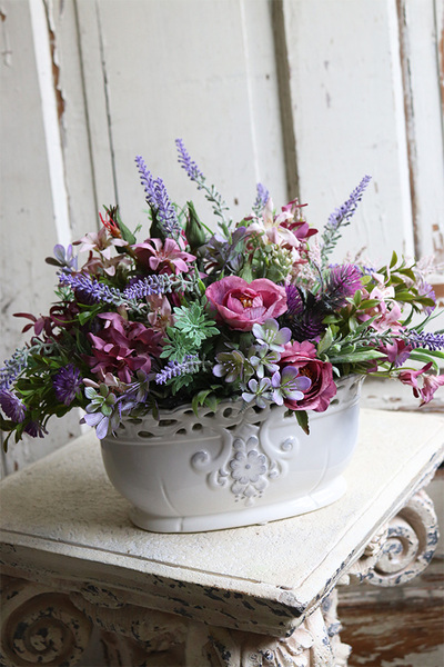 kompozycja kwiatowa z lawendą, Violettena, wym.30x40cm 