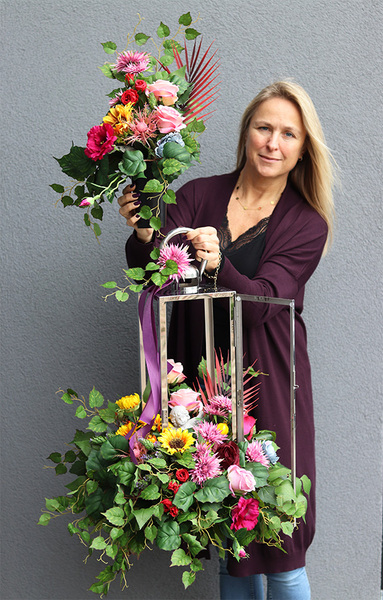 Angelo Koloria 2, bukiet nagrobny we wkładzie