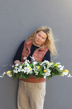 Witaj Wiosno Trevola, stroik wielkanocny na stół, wym.27x90x28cm