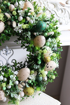 Zielone Nastroje, wielkanocny wianek na drzwi z jajkami, śr.47cm