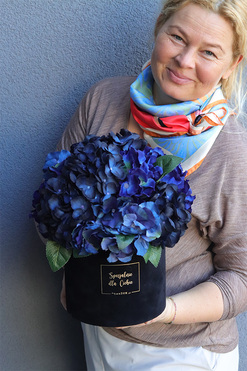 Navy Hydrangea, flowerbox niebieskie hortensje, wym.30x27cm 