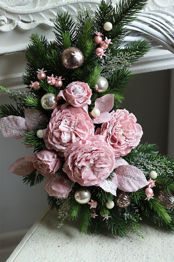 Mroźny Róż, dekoracyjny wianek zimowy