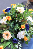 Lederita Volcan, kompozycja nagrobna na ciężkiej tacy