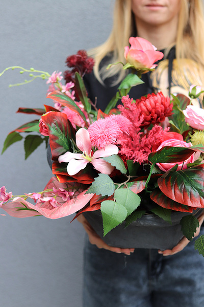 Bordo Melody, kompozycja nagrobna w misie