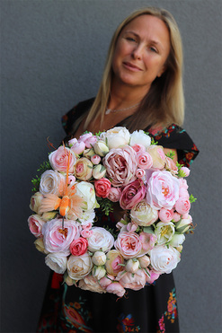 Romance Roses, wianek na drzwi z kolibrem, śr.36cm