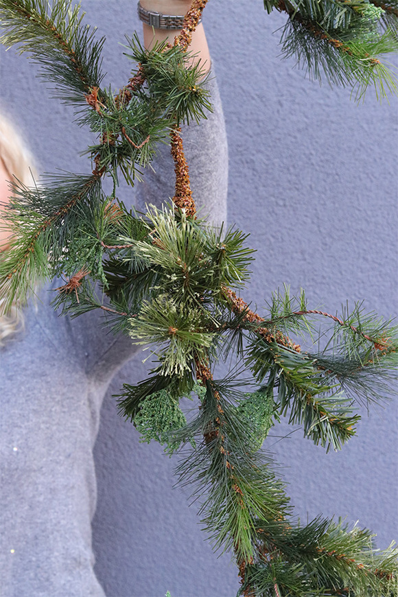 Zielona Sosna, zielona girlanda zimowa