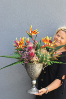 Strelicja Pucharia, kompozycja w srebrnym pucharze