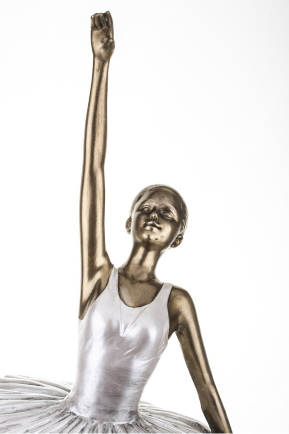 Baletnica B, figurka kobiety