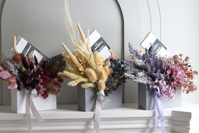 Koperto Belina Chocolates, koperta flowerbox z czekoladą