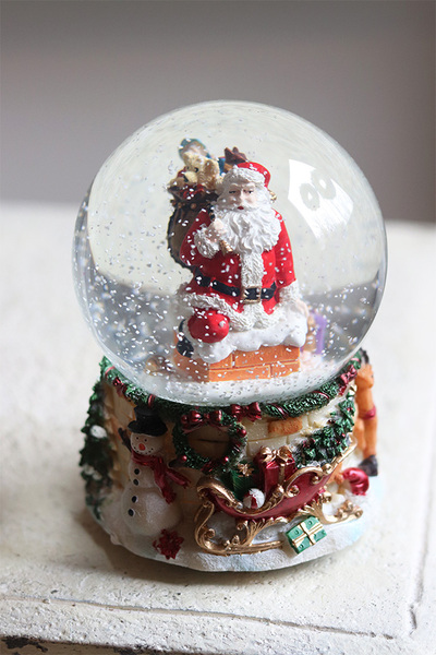 bożonarodzeniowa szklana kula śnieżna pozytywka, Santa Claus