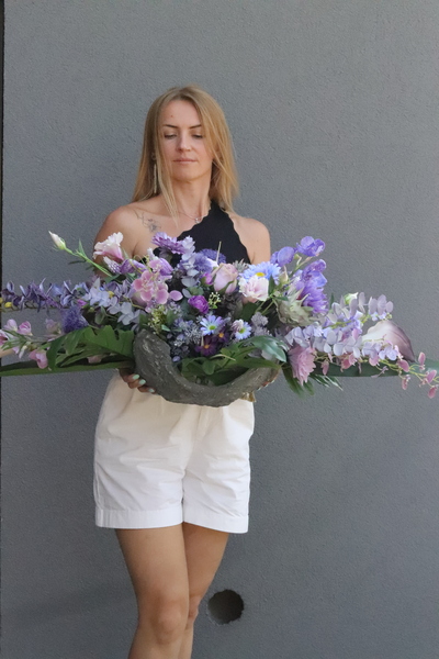 Violet Dori Volcan 3, nowoczesna kompozycja nagrobna